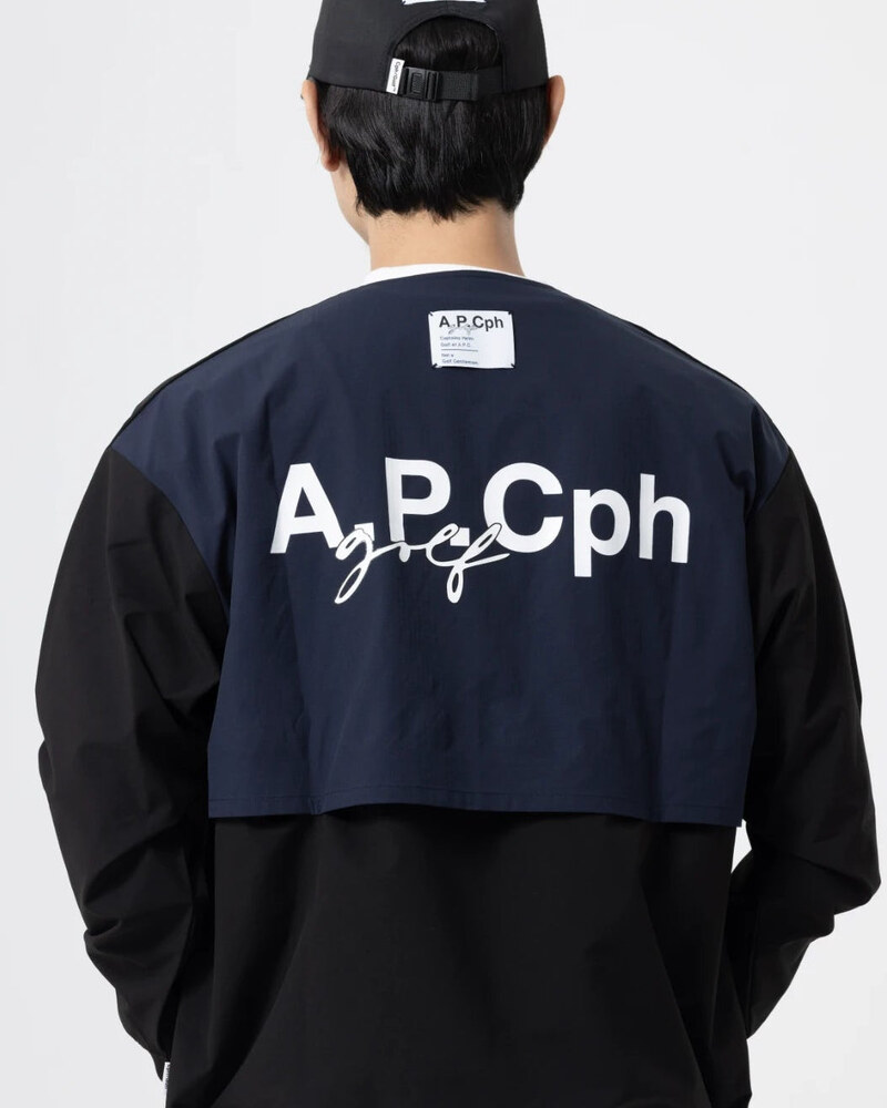 A.P.Cph/Golf zipper no collar jacket in black with navy contrast panel · view 3 of 4