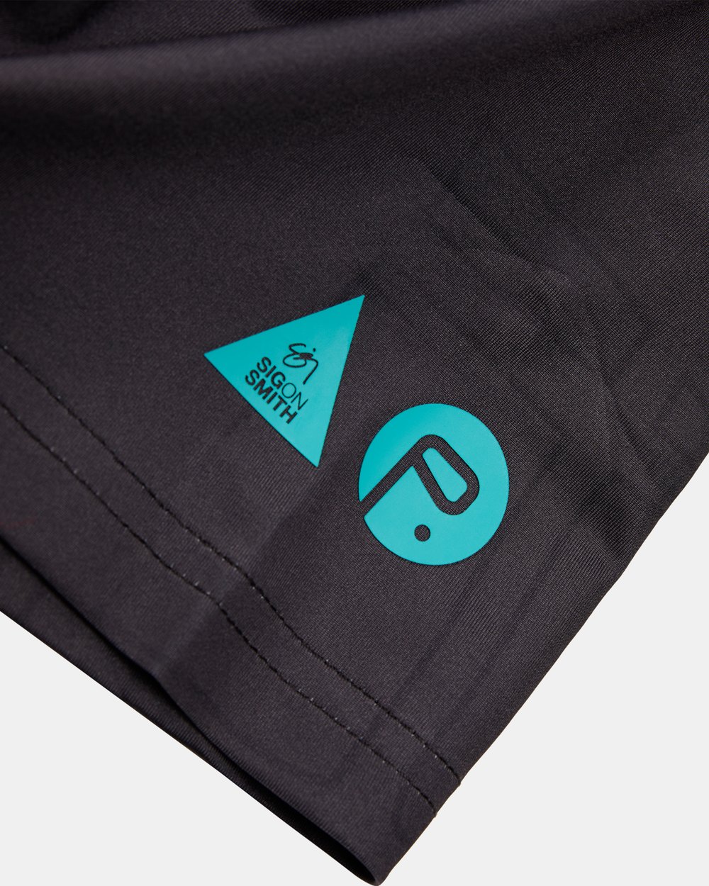 Puttwell campaign image: The teal triangle