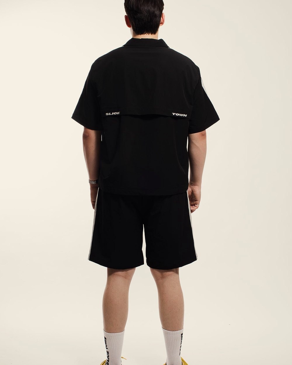 SLICE TOWN Short Sleeve Windbreaker, Charcoal · view 4 of 4