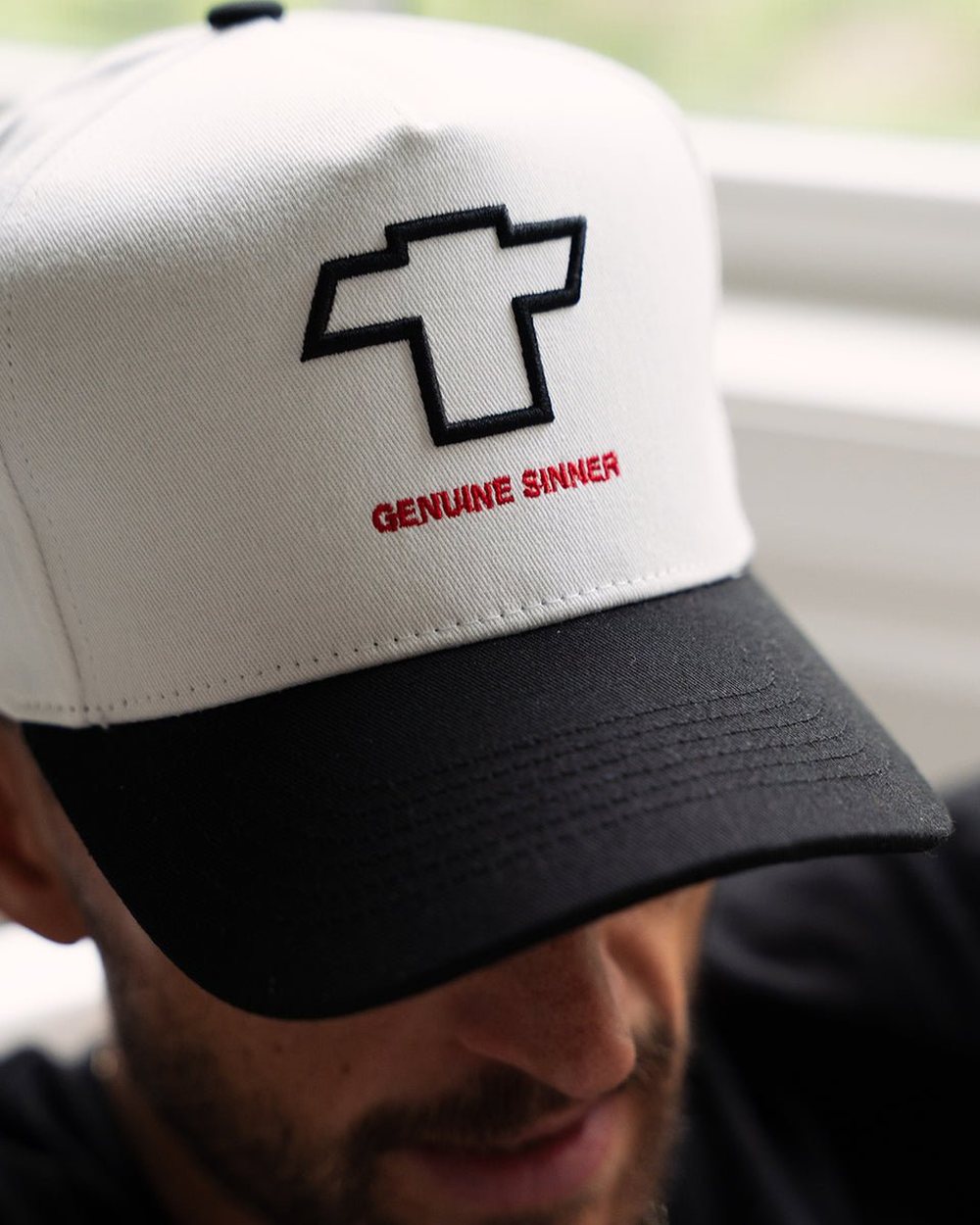 Aug 11 Genuine Sinner The Refill · White/Black · view 3 of 5