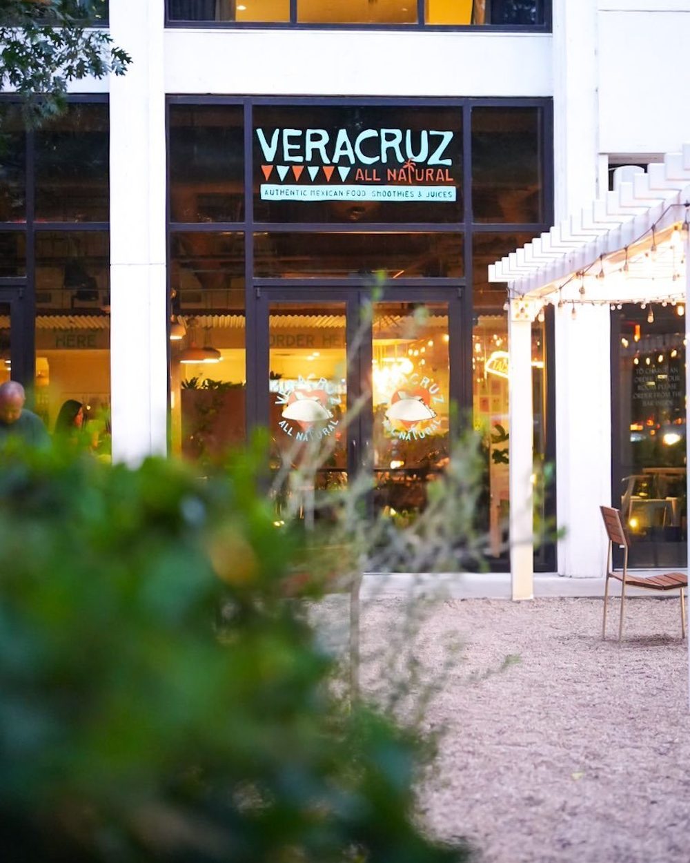 Veracruz All Natural, East Radio &middot; view 4 of 4