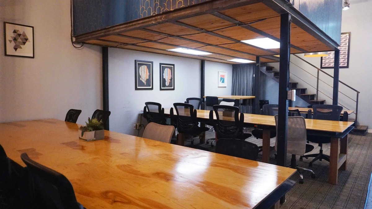 East Austin · 701 Tillery St Createscape Coworking · view 3 of 3