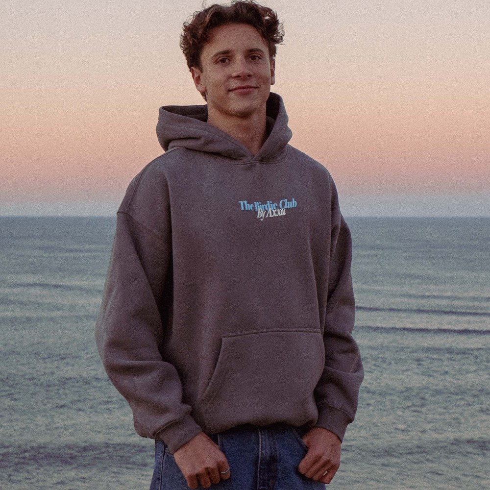 AXXA &mdash; Golf-Surf Club at dusk