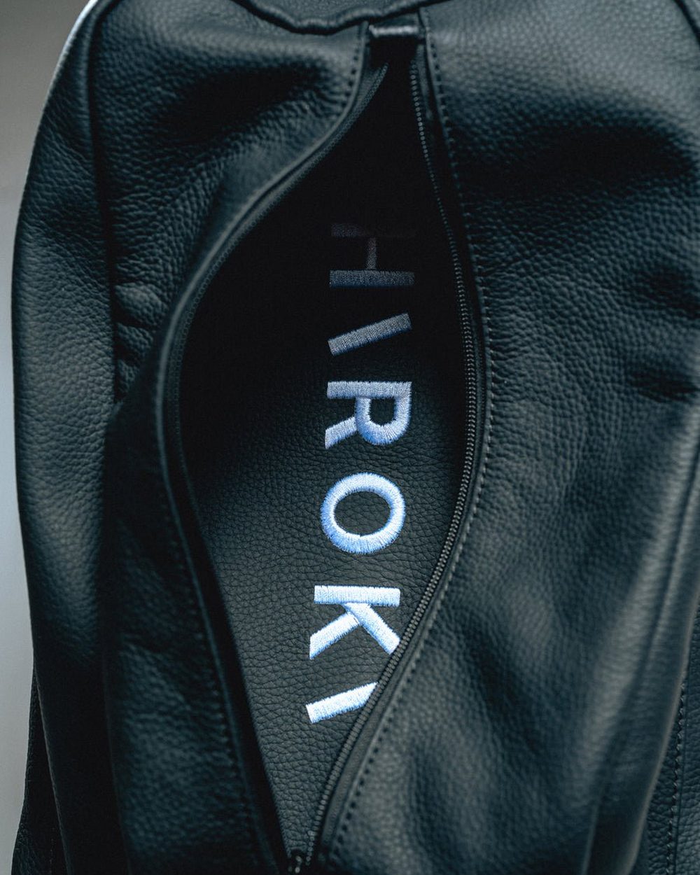 Hiroki photograph: Hiroki Luxury Leather Sunday Golf Bag - Black