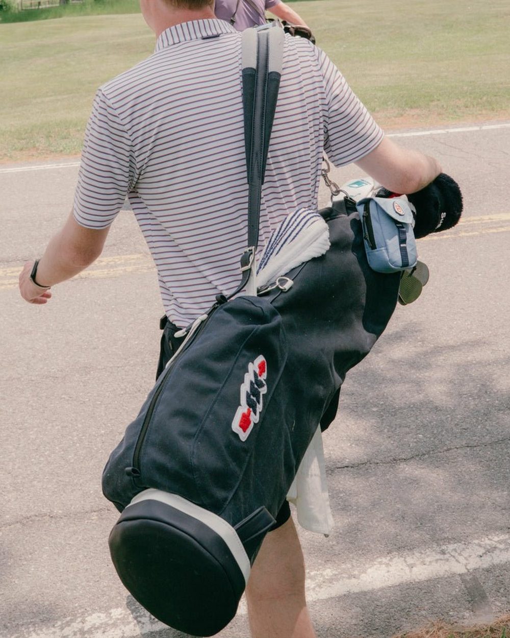 Sugarloaf Social Club photograph: SSC x MacKenzie Golf Bag