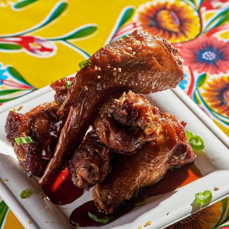 Lao'd Bar wings