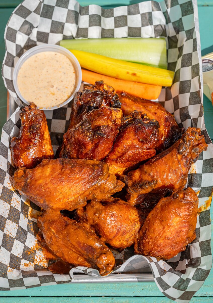 The Marylander Old Bay wings