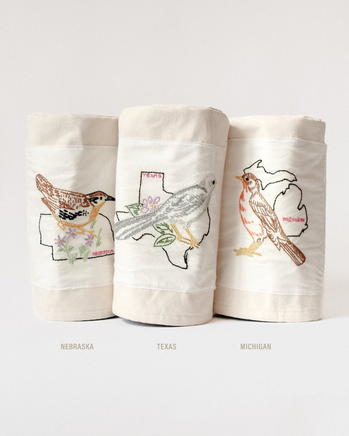 Gumtree State Bird headcover with embroidered state birds on state outlines · view 2 of 4