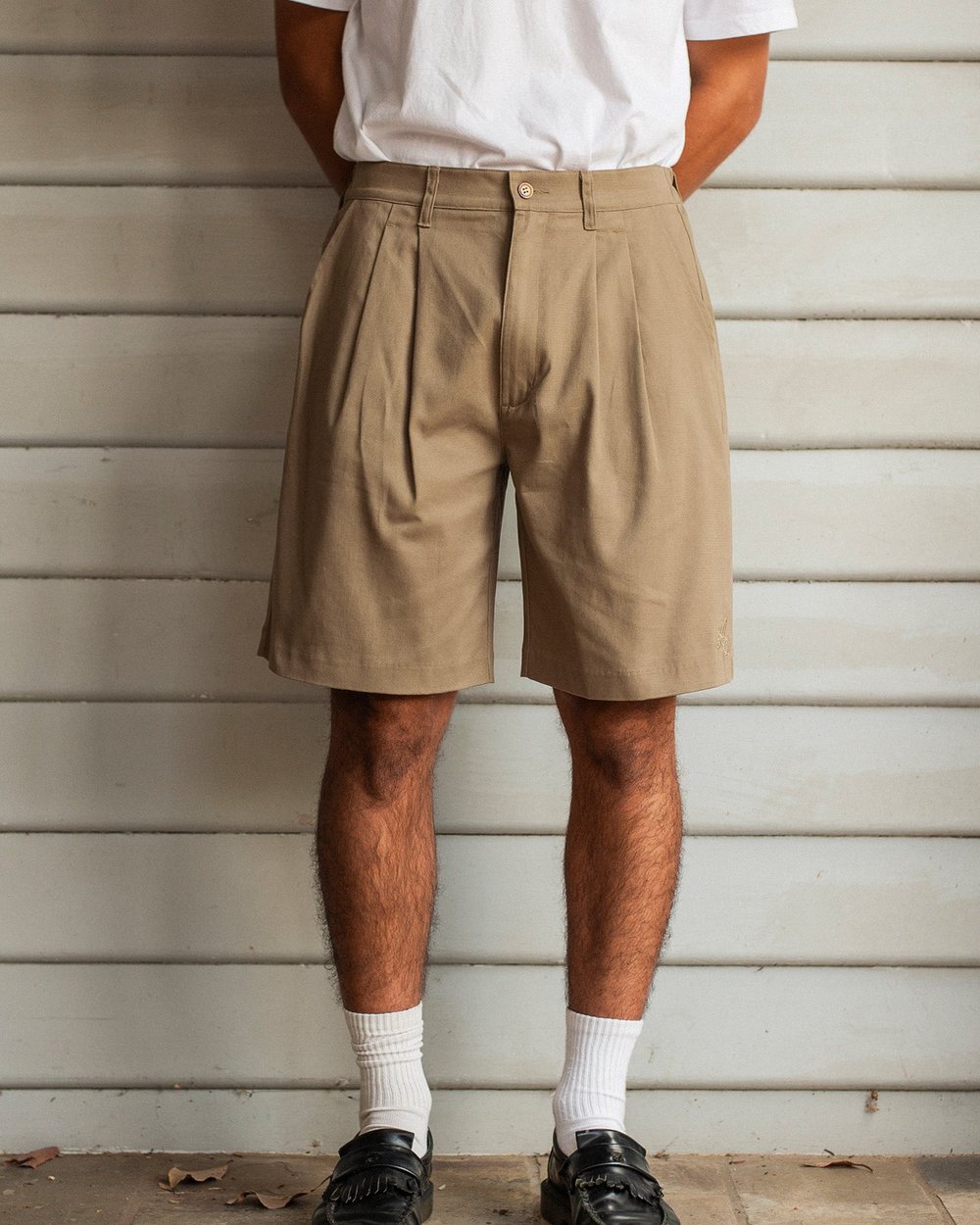 Mount Tee Golf Peninsula Pleated Shorts, Tan · view 1 of 5