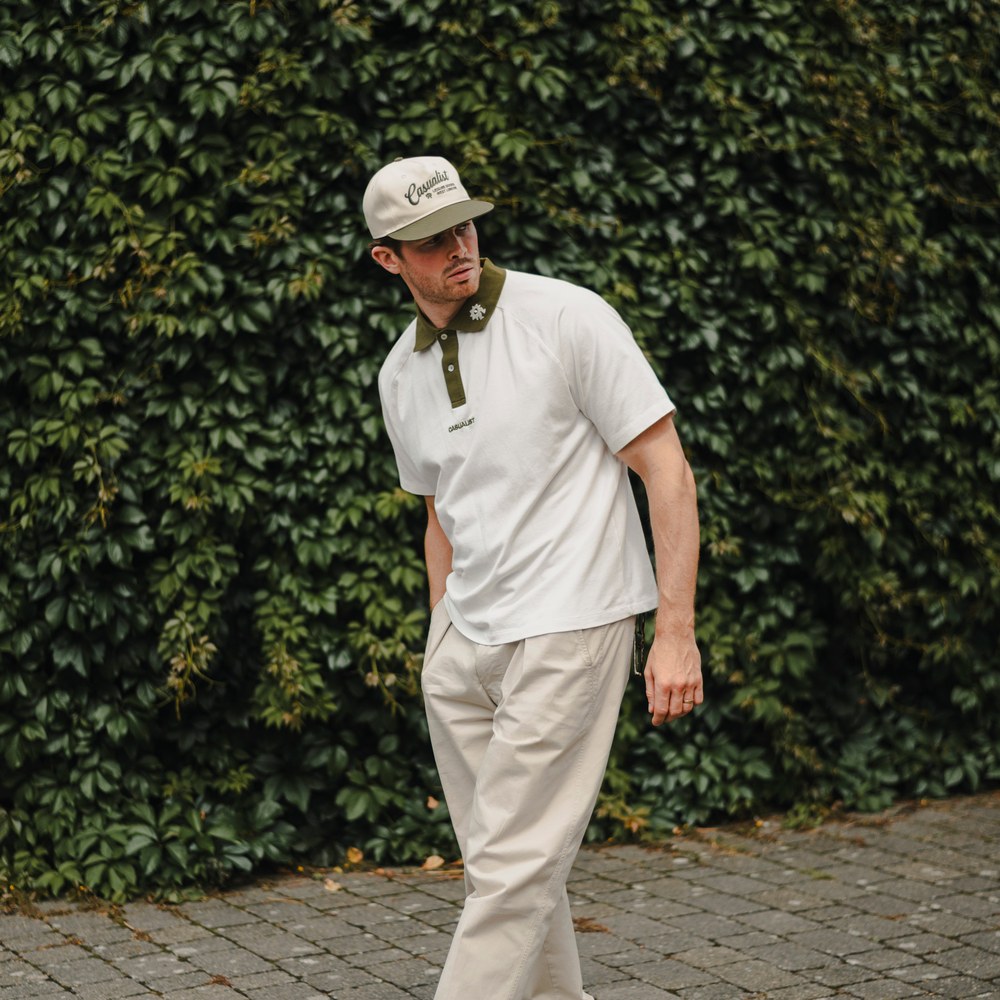 Casualist on course &mdash; lookbook photograph