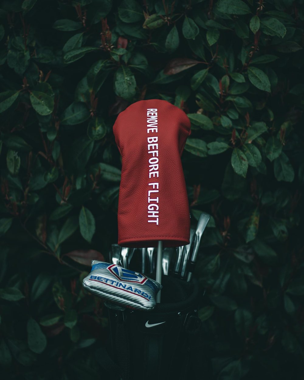 Clamp Golf Remove Before Flight Headcover Red leather · view 3 of 4