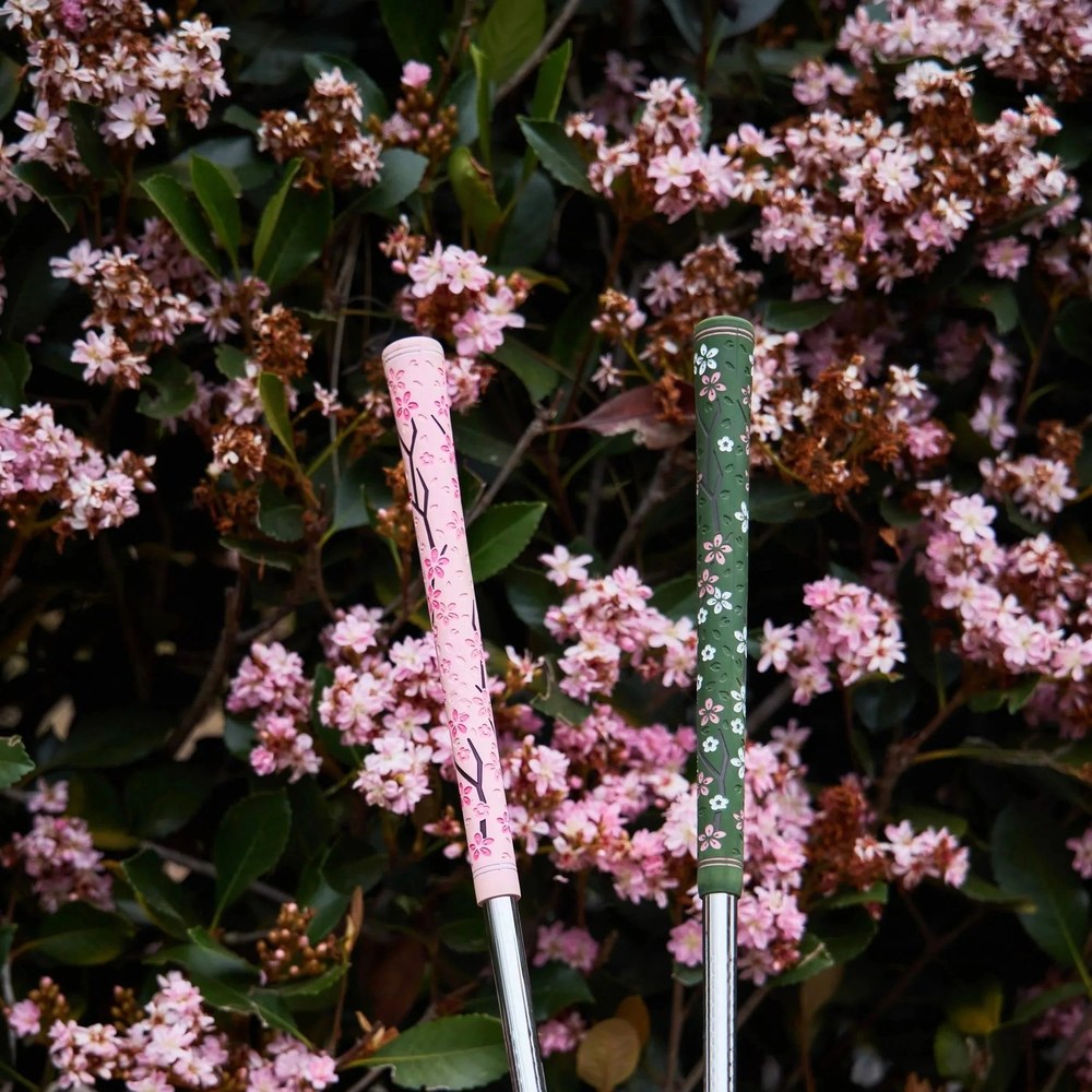 Cloud & Wind Golf on course &mdash; lookbook photograph
