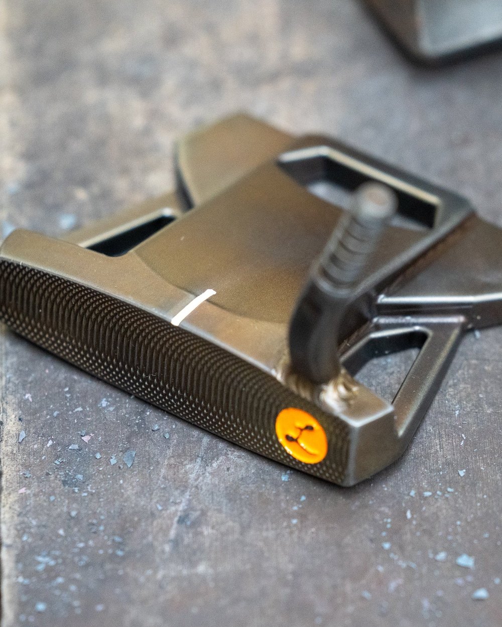 Lajosi Putters · Melbourne Flow Neck Gecko, Oil Can Finish · view 3 of 5
