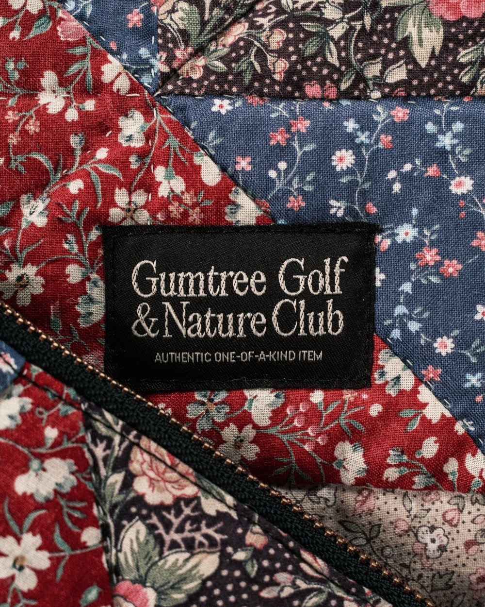 Gumtree Golf & Nature Club Vintage Floral Patchwork Quilt Valuables Pouch &middot; view 2 of 3