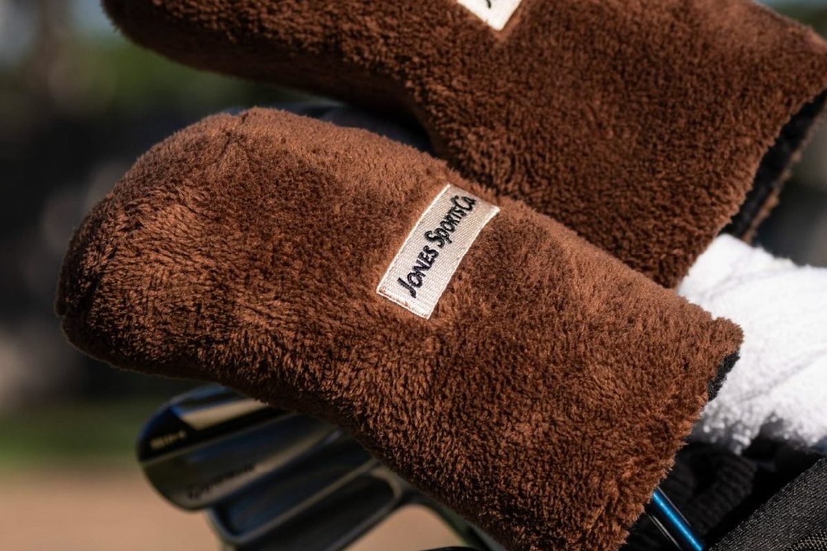 Jones Circa &rsquo;71 headcovers on clubs in a bag on the course