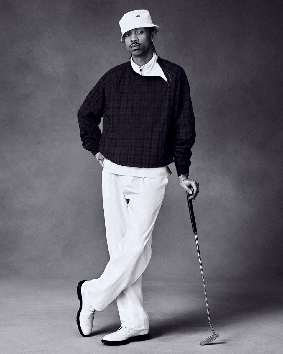 ALD Golf Blackwatch Pullover on-model