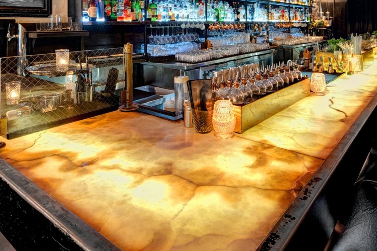 The main bar at The Roosevelt Room in downtown Austin