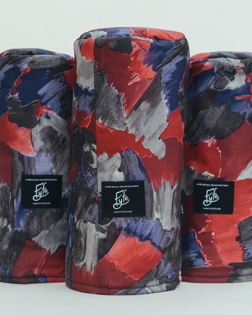 Fyfe Golf Remake 07 · Sunderland of Scotland Red Floral · view 1 of 2
