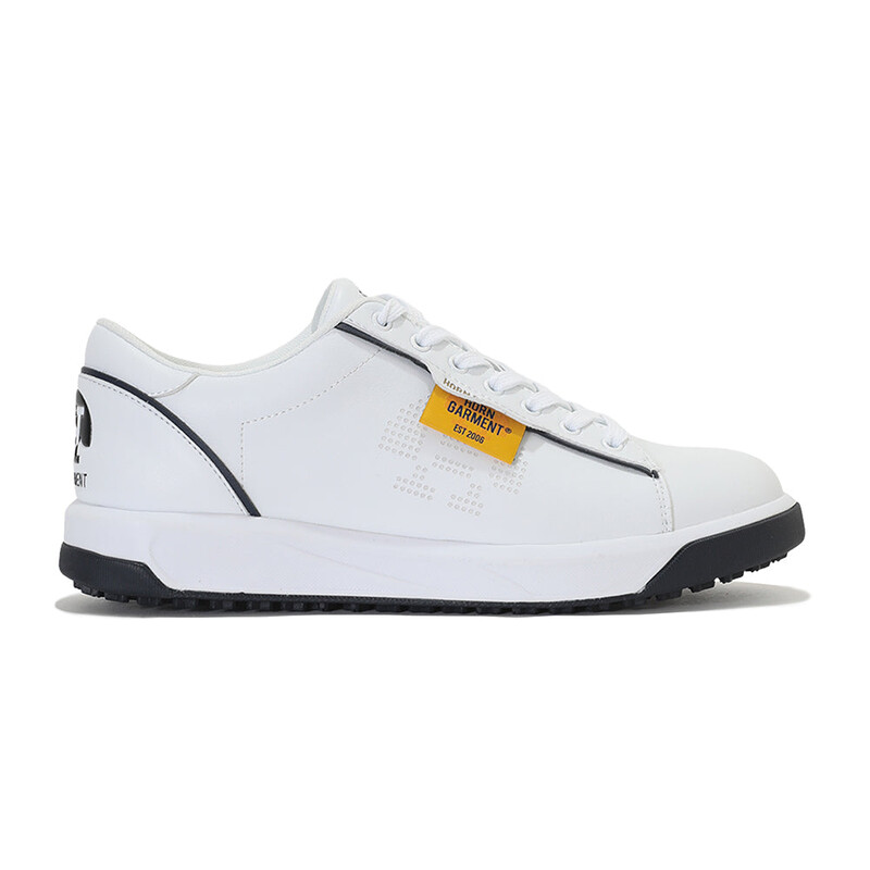 MARK and LONA spikeless golf shoe