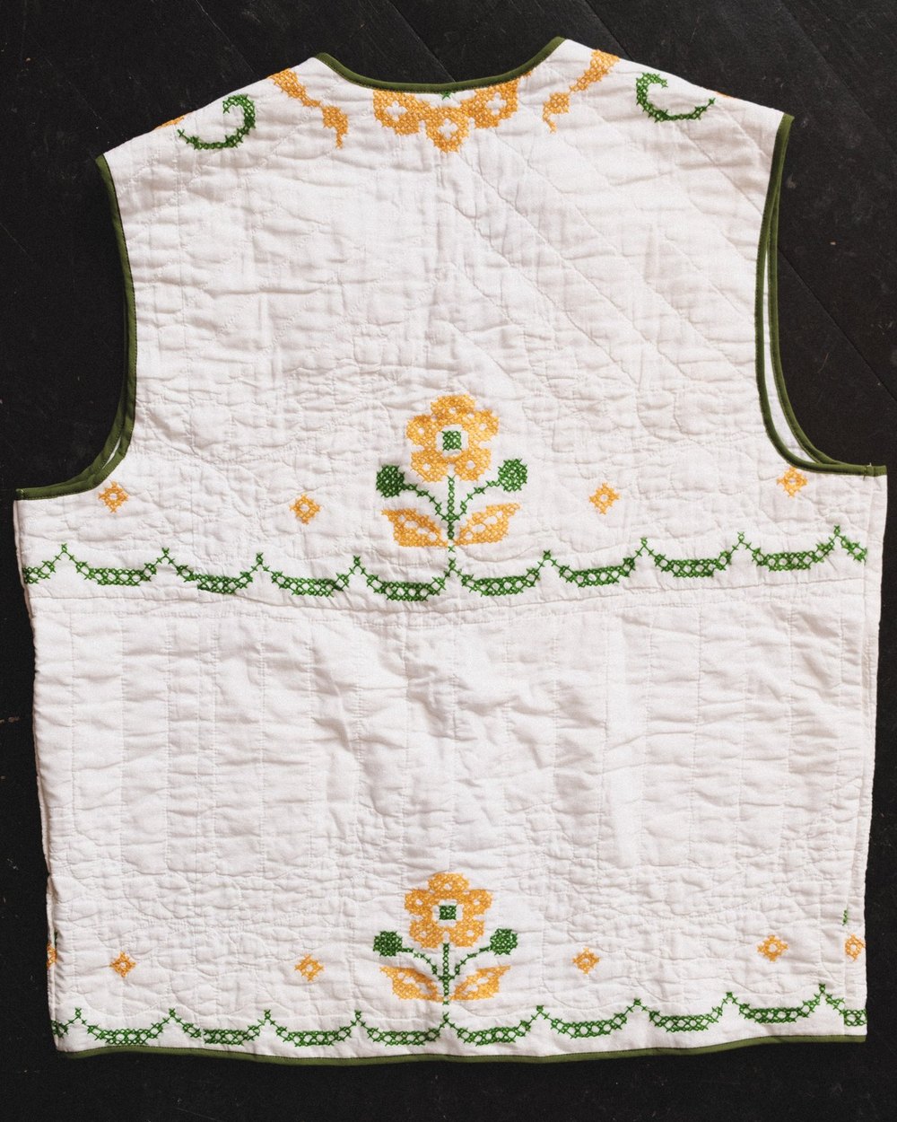 Gumtree Golf & Nature Club Heirloom Quilt Vest 4.0 &middot; view 2 of 3