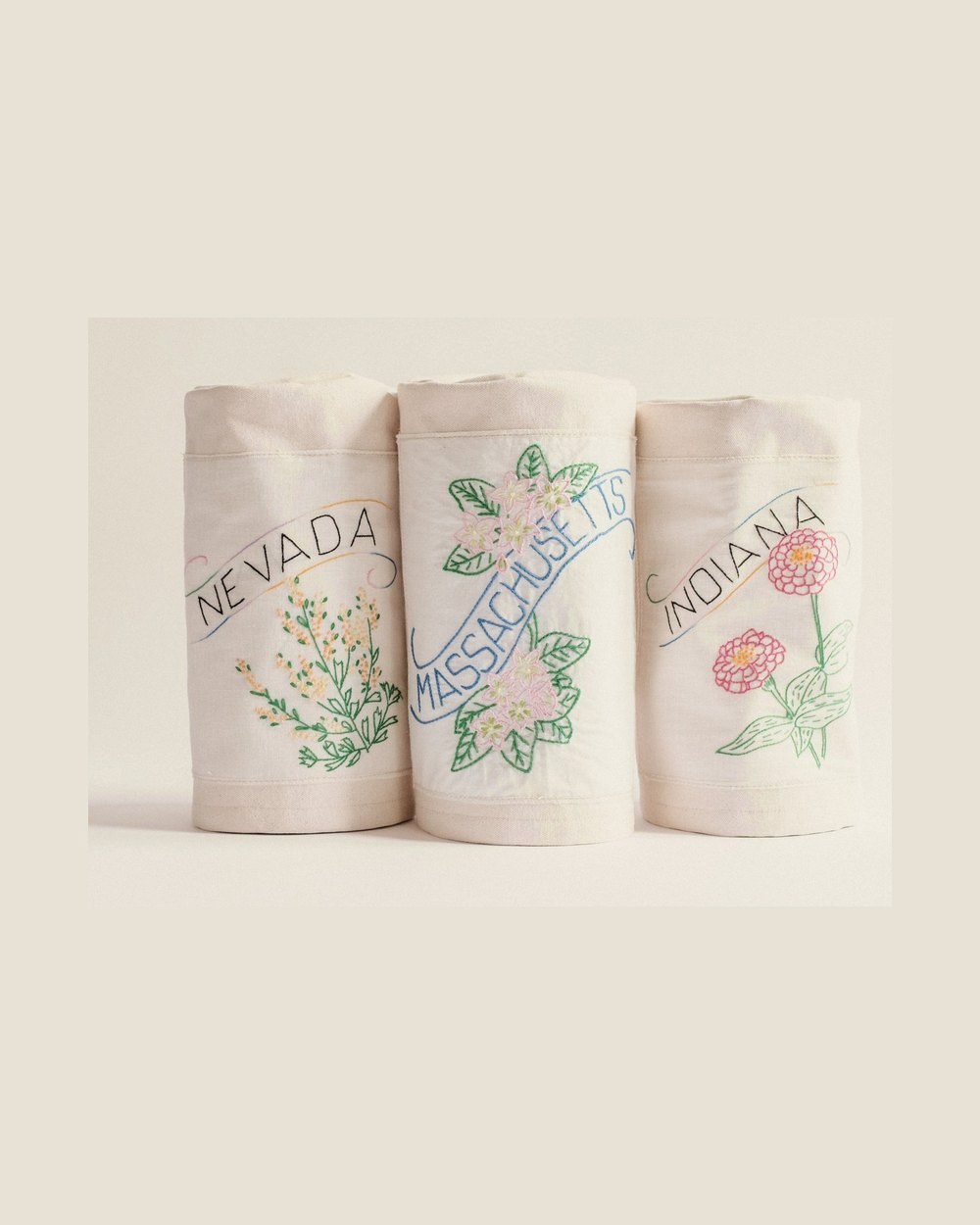 Gumtree Golf & Nature Club State Flower Headcover 2.0 &middot; view 1 of 4