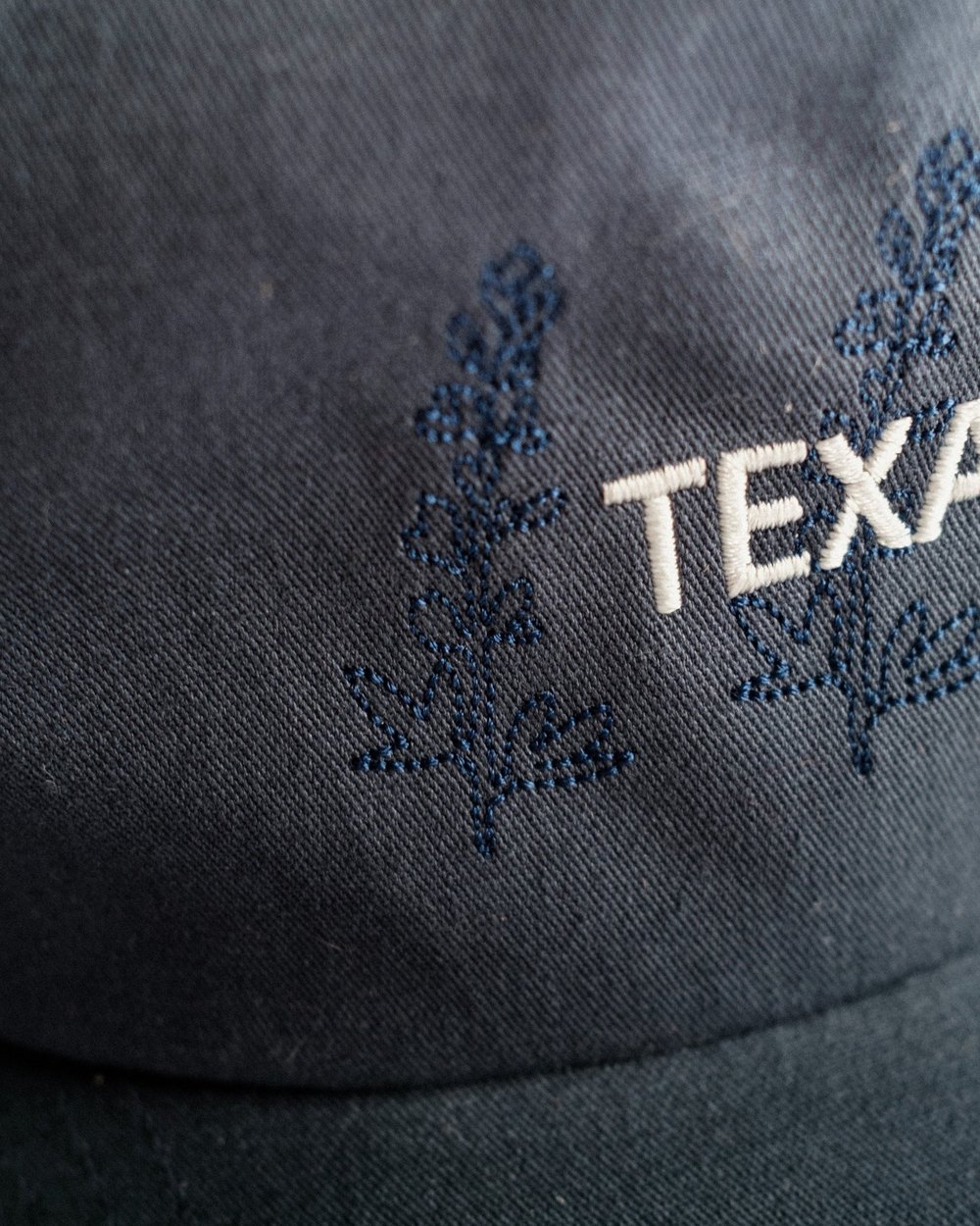 Gumtree Golf & Nature Club Texas State Flower 5-Panel &middot; view 2 of 3