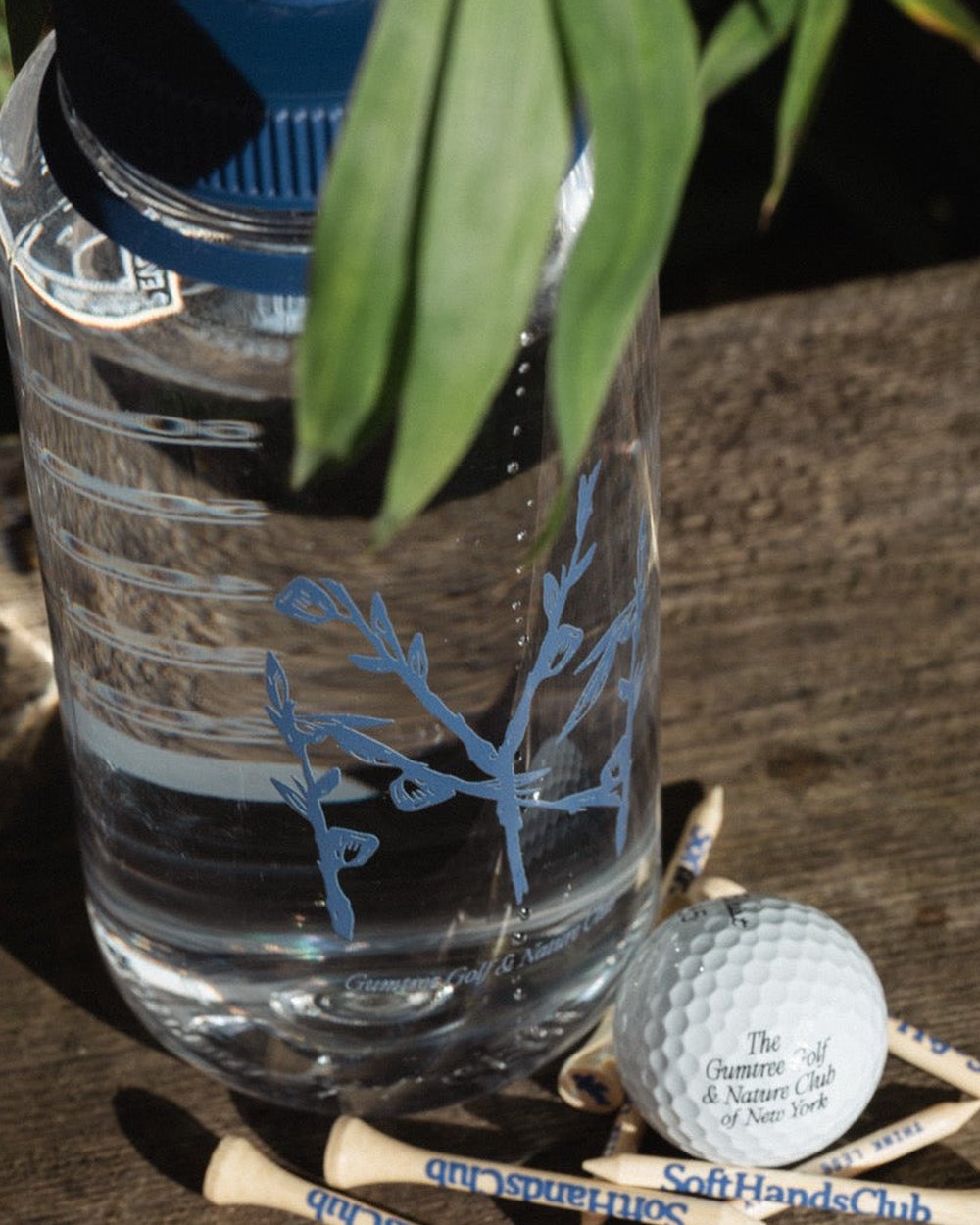 Gumtree Golf & Nature Club NY Branches 32oz Nalgene · view 3 of 4