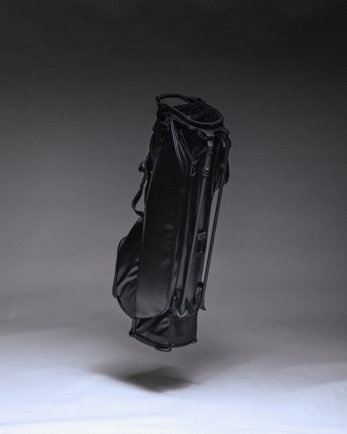 Hiroki Anvers Stand Bag &mdash; Black &middot; view 3 of 4