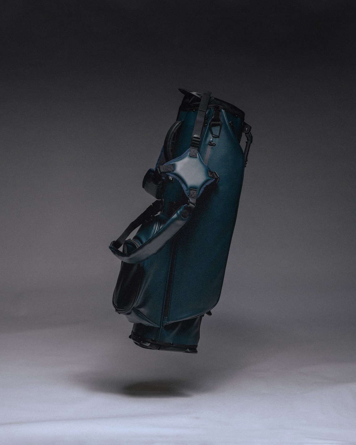 Hiroki Newtown Stand Bag &mdash; Navy &middot; view 4 of 4