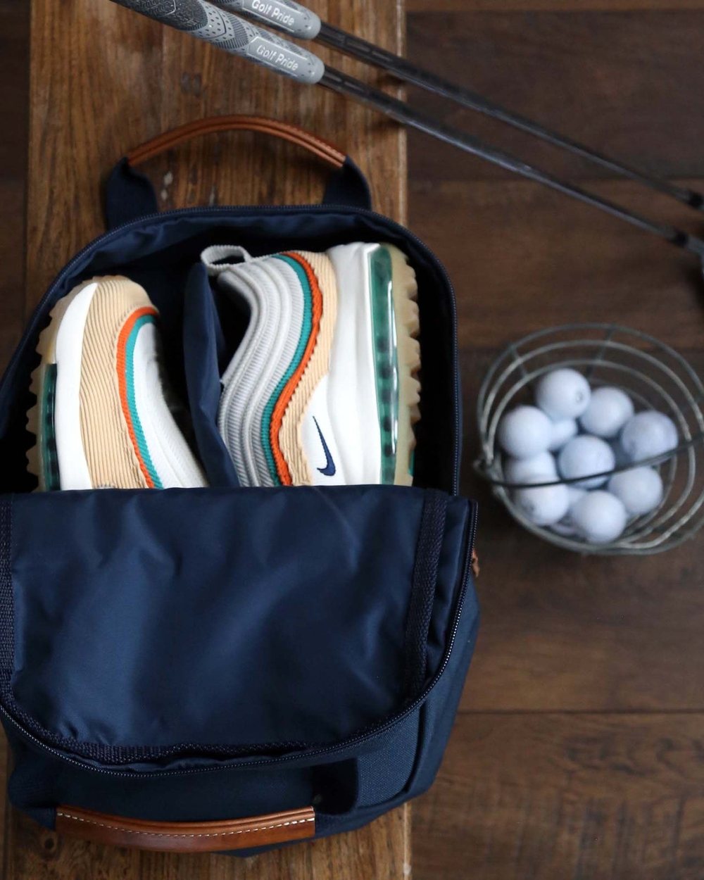 Hudson Sutler Savannah Golf Shoe Bag Three colourways · view 1 of 4