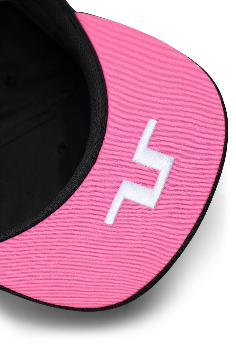 J.Lindeberg 30Y anniversary cap in black · view 4 of 4