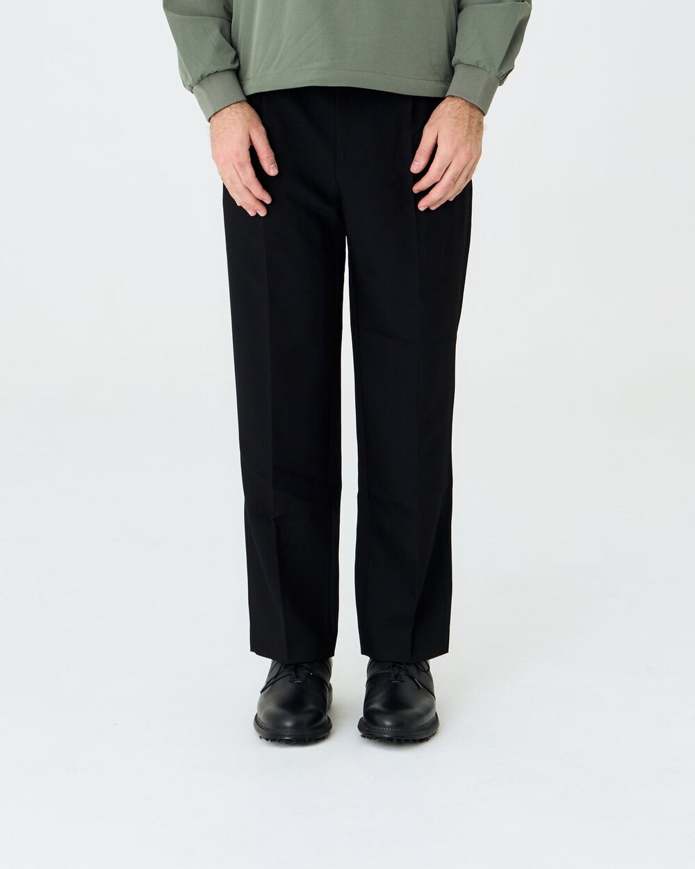 Stanwell Pleated Wide Trouser Black Left of Field Golf