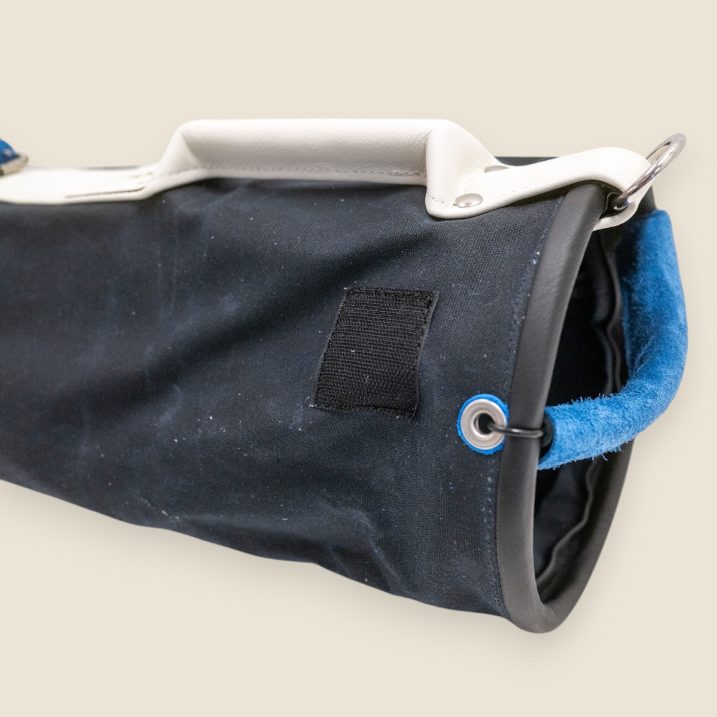 SSC x MacKenzie Double Seve golf bag in black waxed canvas · view 5 of 6