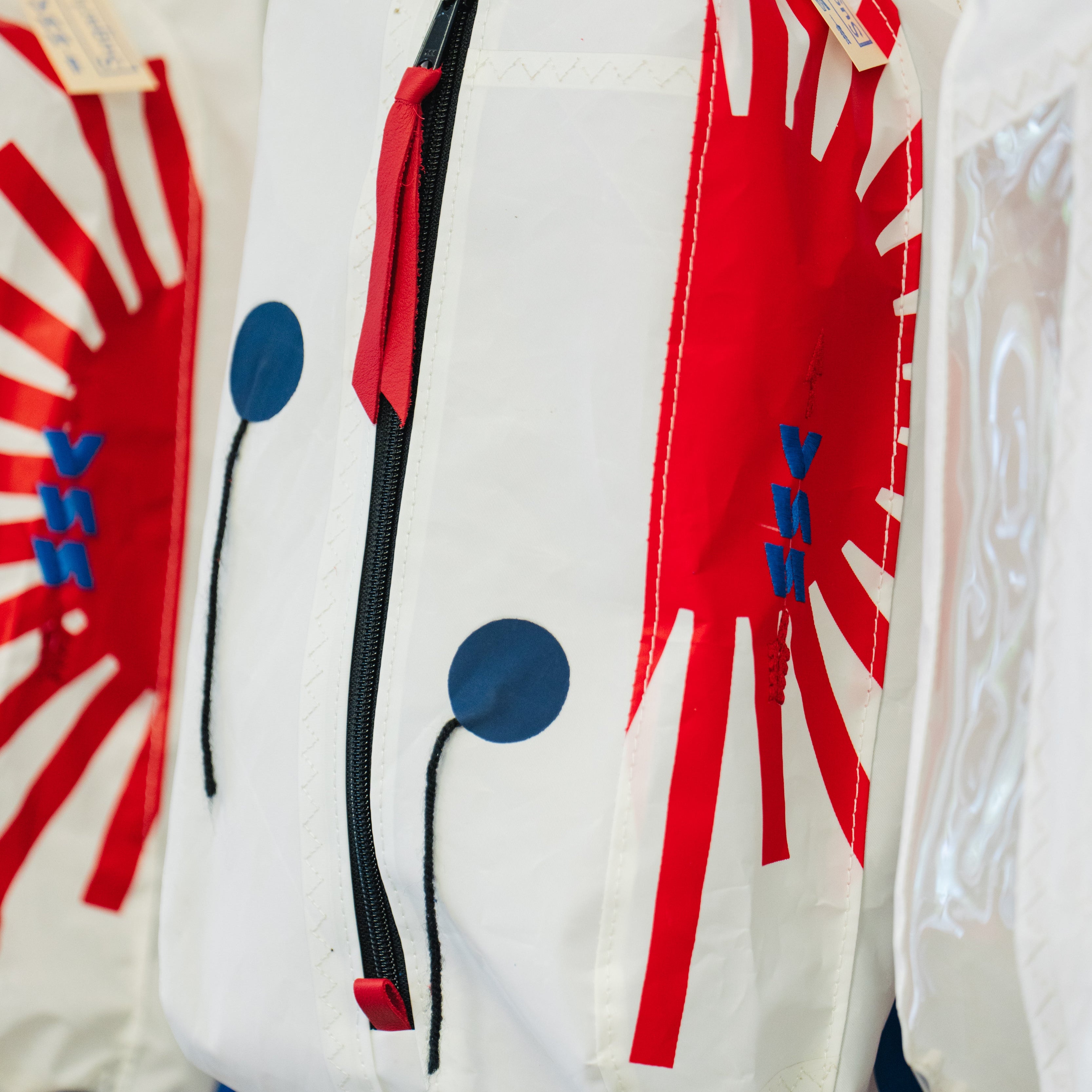 SSC x MacKenzie Sail Bag 8185 made from recycled Laser sailcloth · view 3 of 6