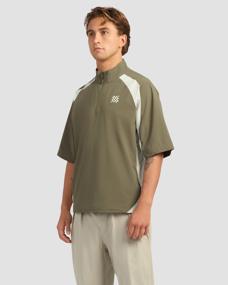 Manors tour shirt in dark olive