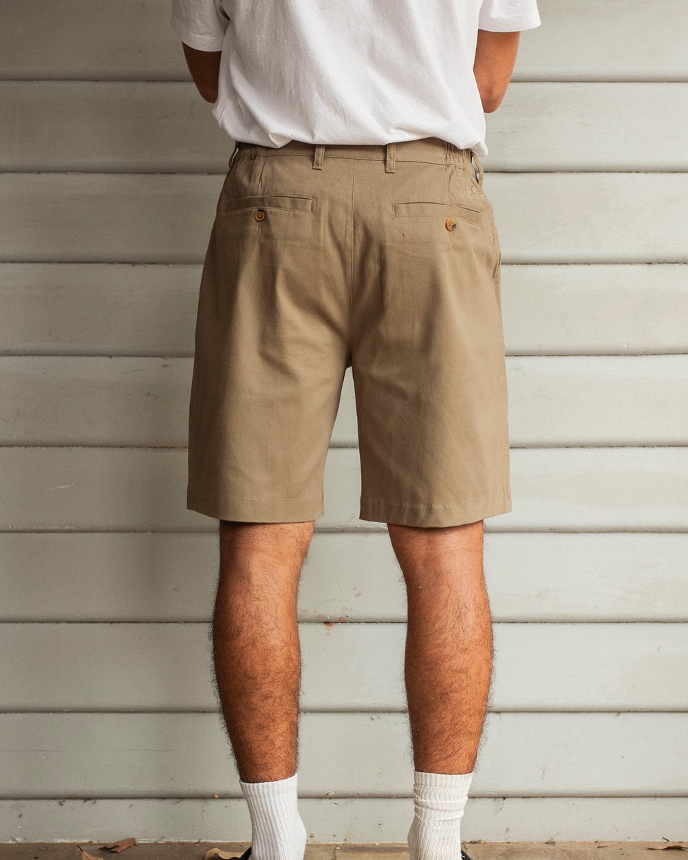 Mount Tee Golf Peninsula Pleated Shorts, Tan &middot; view 3 of 5