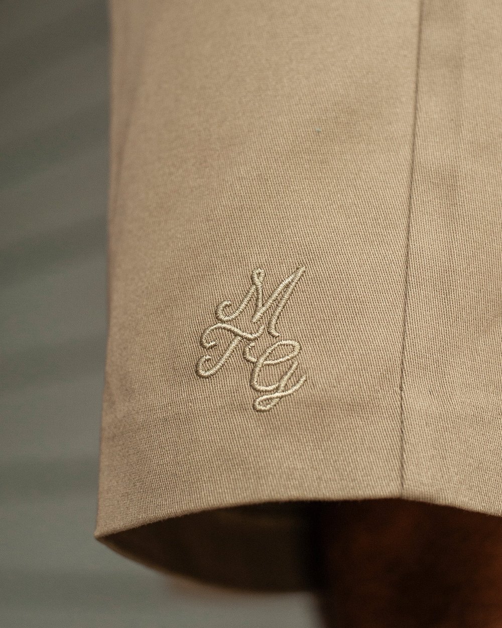 Mount Tee Golf Peninsula Pleated Shorts, Tan &middot; view 5 of 5