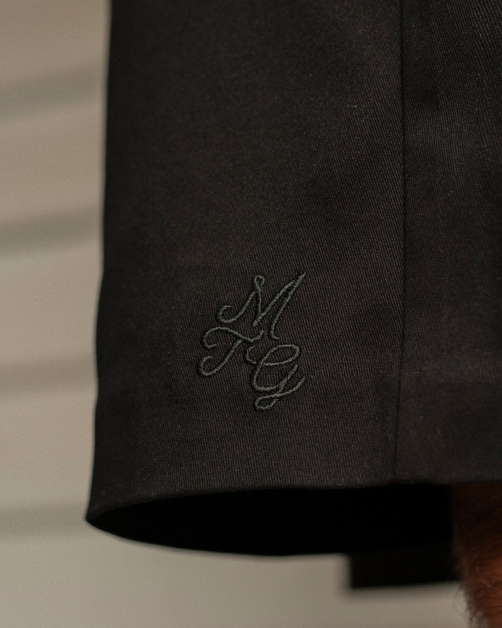 Mount Tee Golf Peninsula Pleated Shorts, Black &middot; view 5 of 5