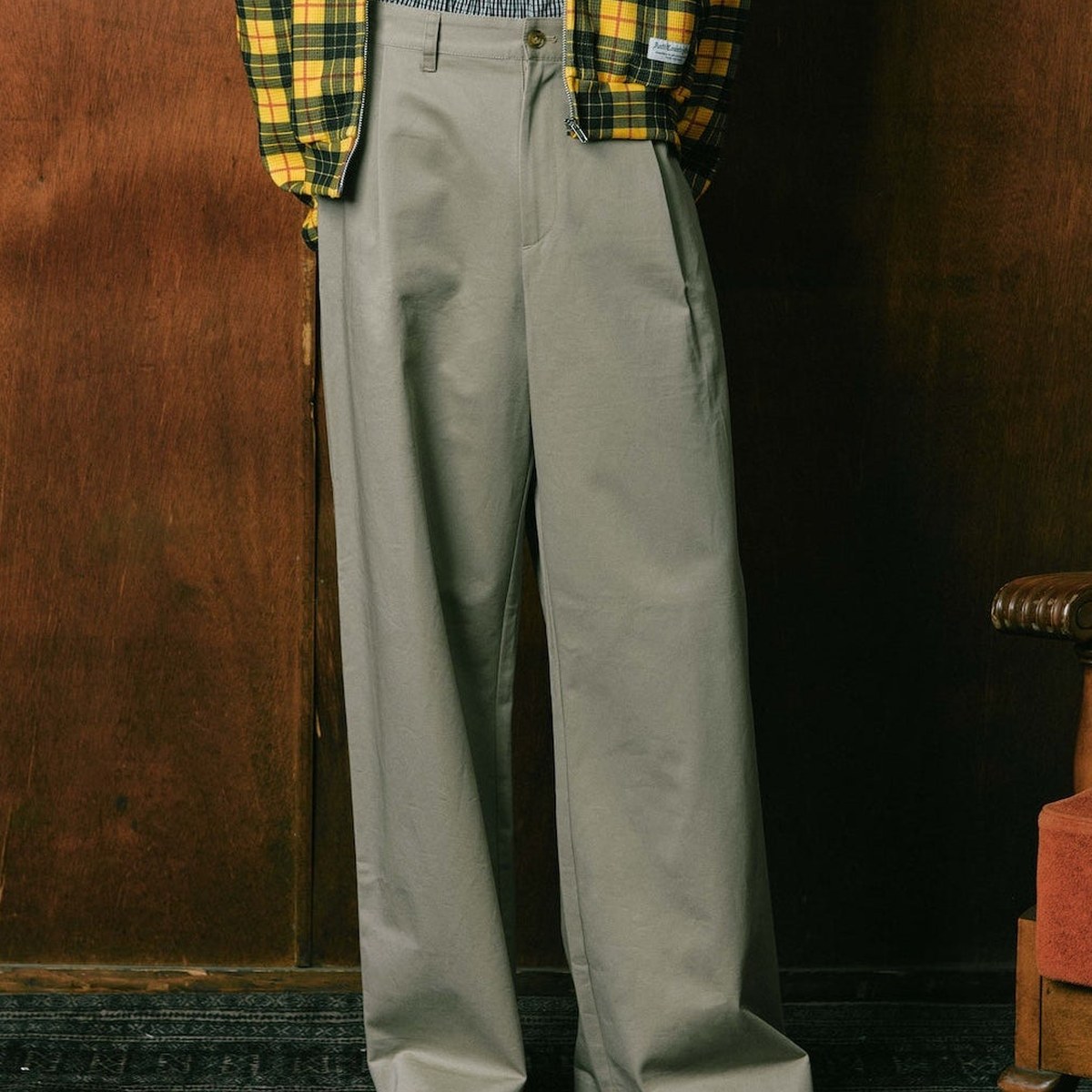 ANTi Country Club Tokyo One-Tuck Chino Pants | Beige