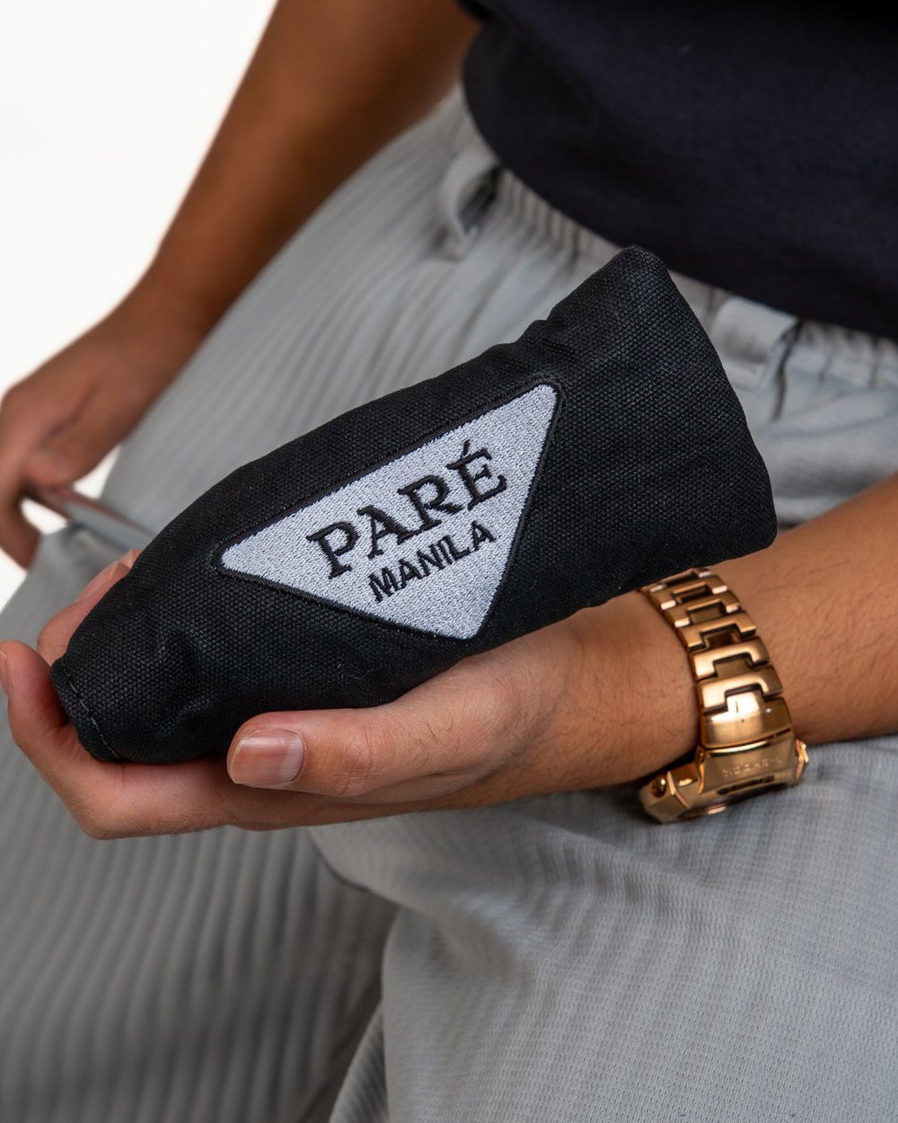 Paré Golf Paré × Bluetross Blade Putter Headcover &middot; view 1 of 4