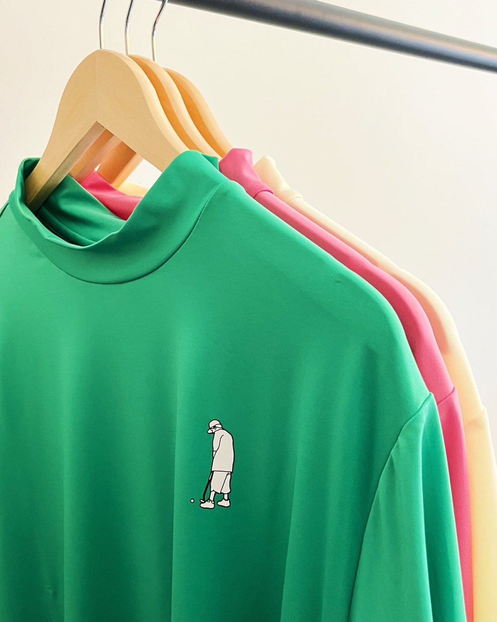 Paré Golf Magnolia Mockneck &middot; view 1 of 4