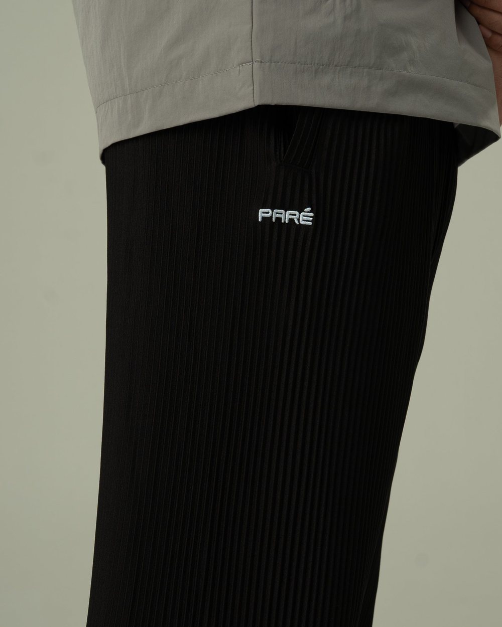 Paré Golf Plissé Pants &middot; view 3 of 4