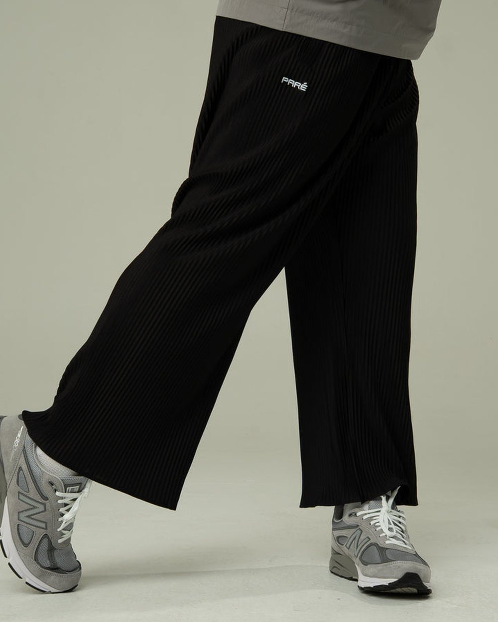 Paré Golf Plissé Pants &middot; view 4 of 4
