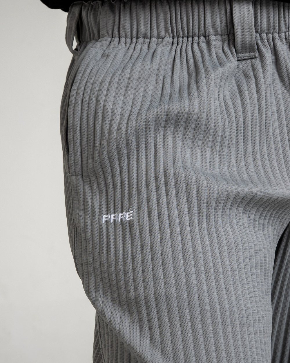 Paré Golf Plissé Pants 2.0 &middot; view 1 of 4