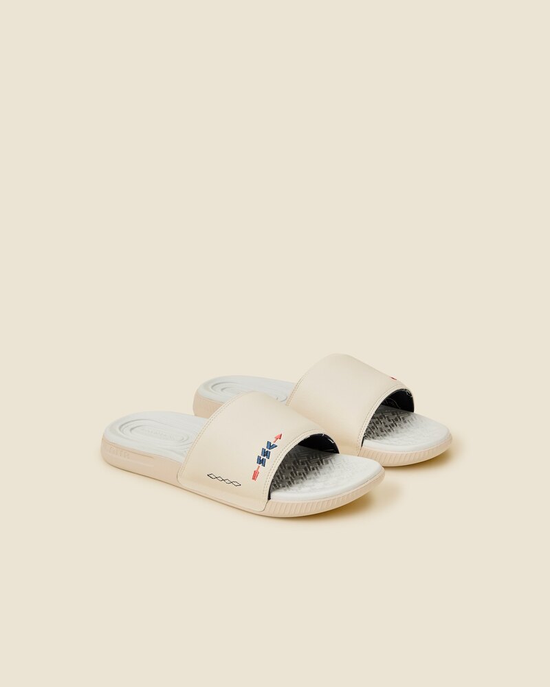 Sugarloaf Social Club SSC x PAYNTR Summer Slides · view 1 of 4