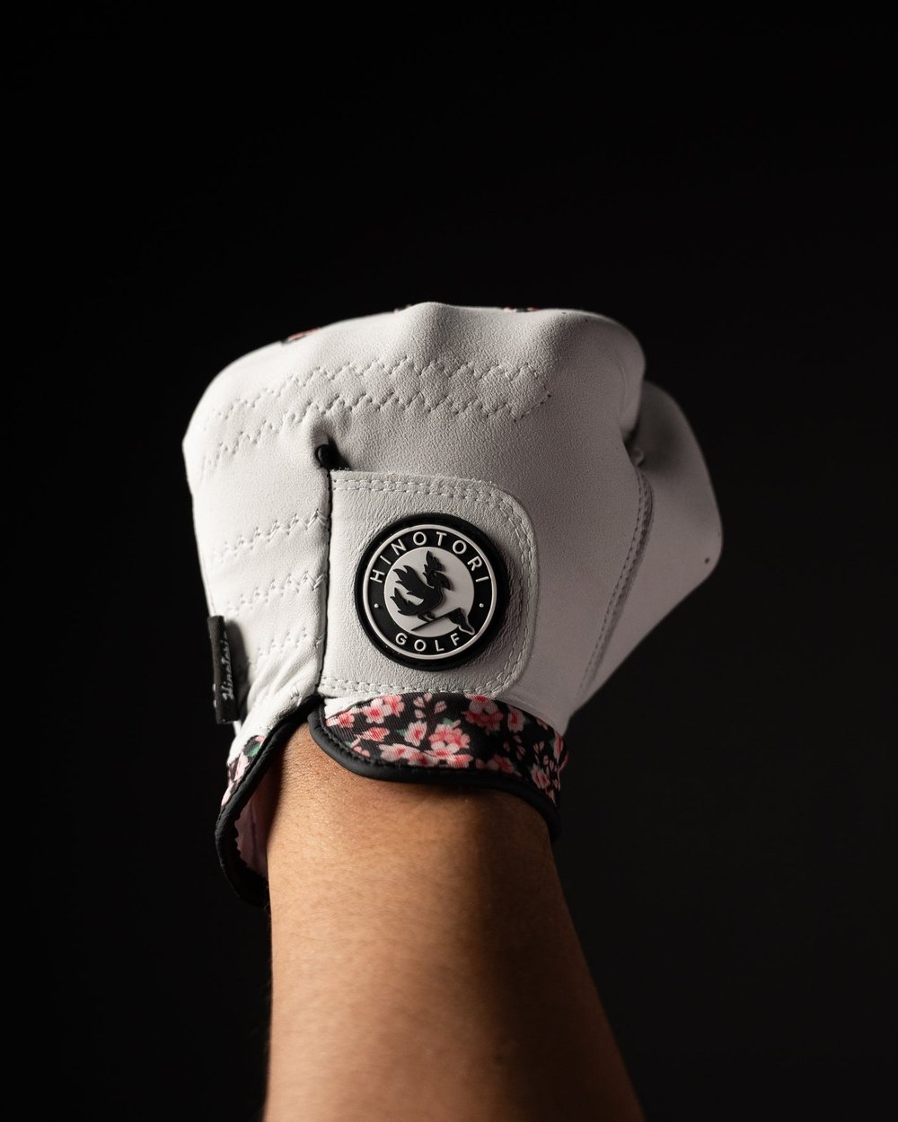Hinotori Golf Cherry Blossom Signature Glove · view 2 of 4