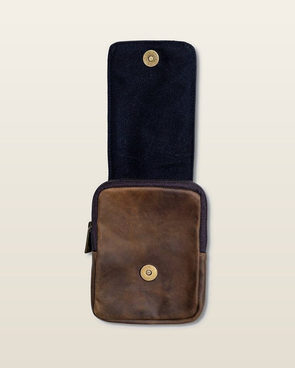 Winston Collection Range Finder Case, Crazy Horse Leather · view 3 of 3