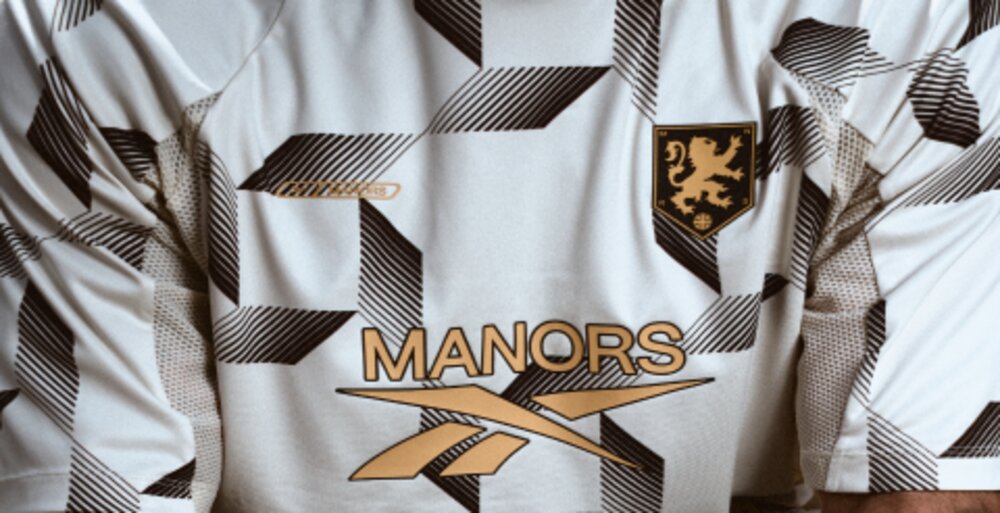 Geometric jacquard Manors x Reebok jersey detail