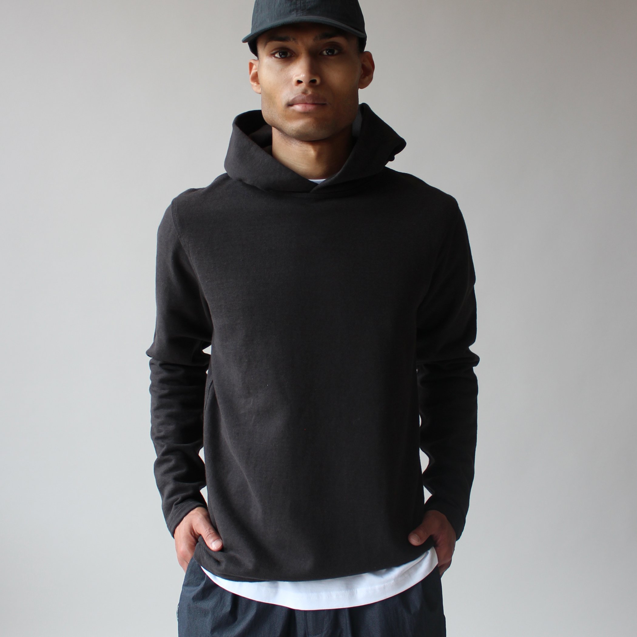 Sentinel Golf Minami Pullover Hood — Off Black · view 2 of 4