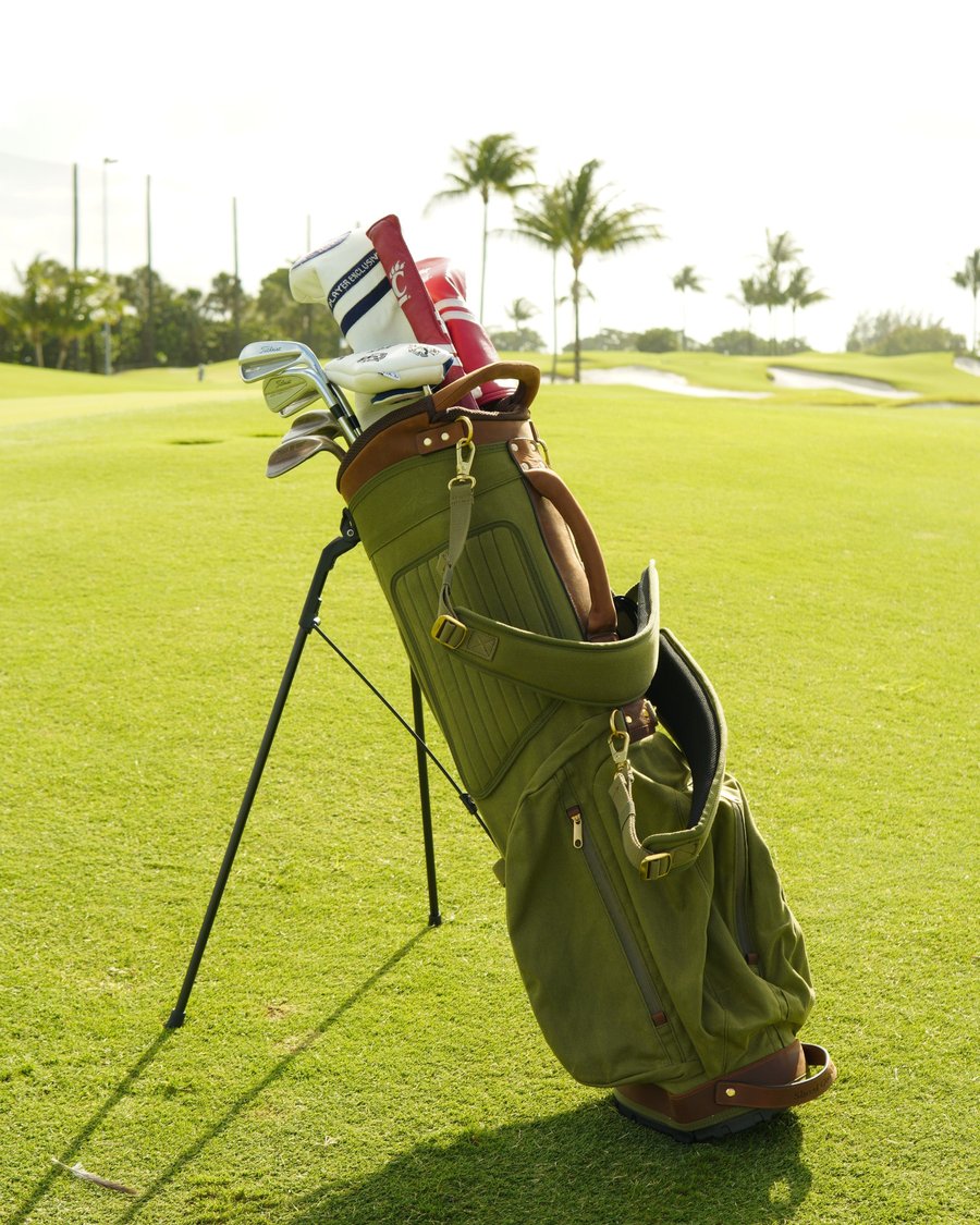 The Sage Standard Bag standing on a fairway